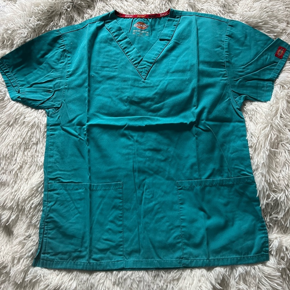Dickies scrub top